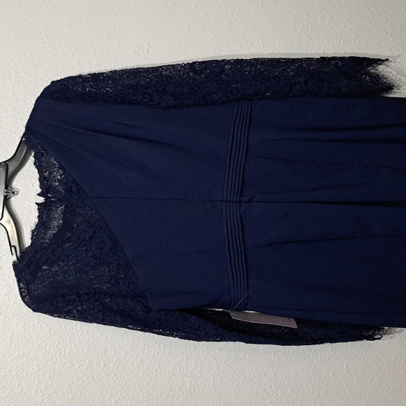 JS Collection Maria Scallop Column Gown - Picture 11 of 13